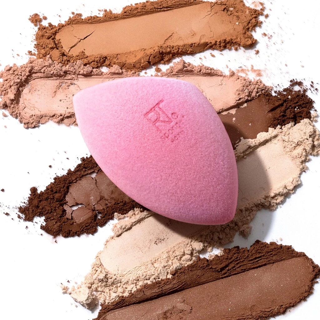 Set 2 Bông Mút Nền và Phủ Màu Hồng RT Real Techniques Miracle Powder Sponge For Liquid + Powder mask 04157